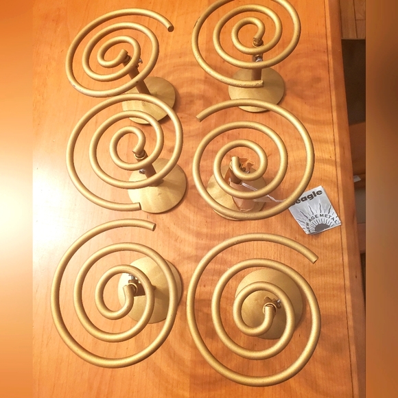 Beagle New Age Metal Accents Nib 6 Piece Set Of Draperyswag Holders